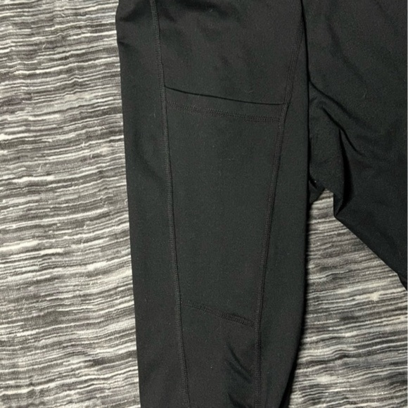 SOLD**Z by Zella xl black leggings with side pockets Rr - Picture 5 of 5